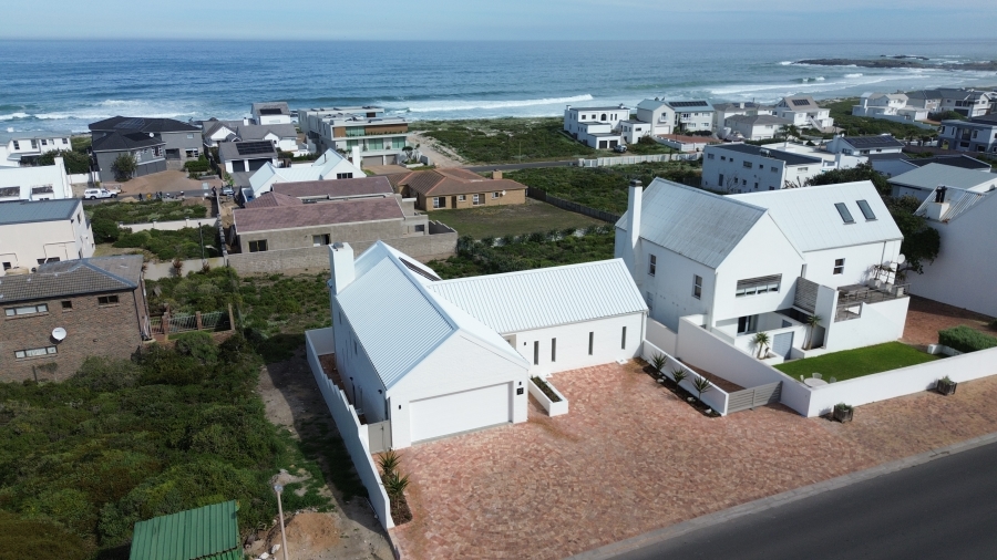 3 Bedroom Property for Sale in Yzerfontein Western Cape